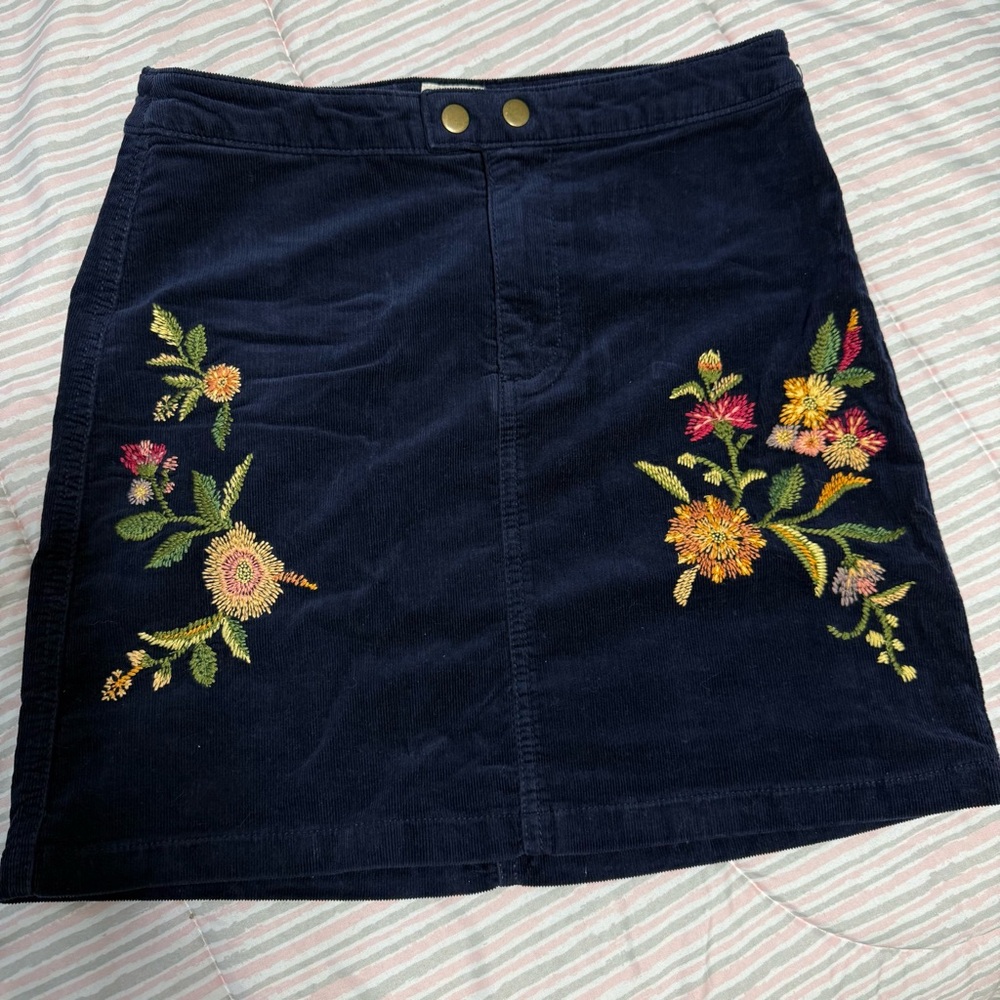 Mossimo Navy Blue Corduroy Embroidered Floral Mini Skirt Size 2